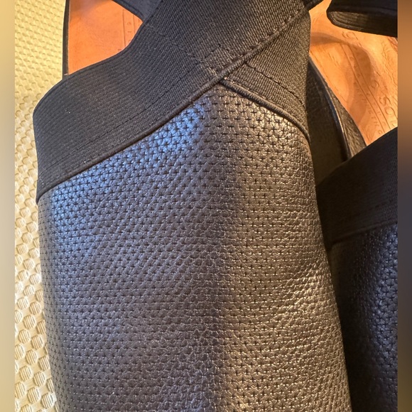 Gentle Souls  by Kenneth Cole Gianna Black Wedge Sandal with ankle strap size 10 - Picture 8 of 10